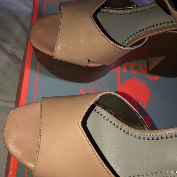 Circus by Sam Edelman Camilla Sandal - Picture 5 of 8